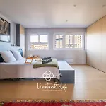 D Exception - Hyper Centre - 3 Suites, Parking & Billard Le Mans