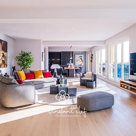 Evasion Centrale Avec Balcon, Ascenseur & Billard شقة *