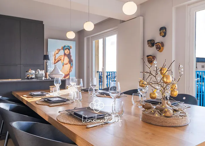 D Exception - Hyper Centre - 3 Suites, Parking & Billard