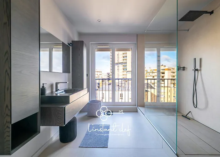 D Exception - Hyper Centre - 3 Suites, Parking & Billard Apartment Le Mans