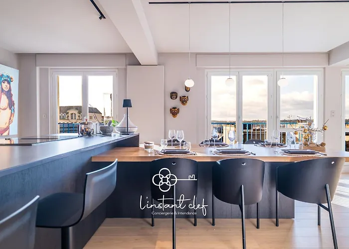 Evasion Centrale Avec Balcon, Ascenseur & Billard Daire *