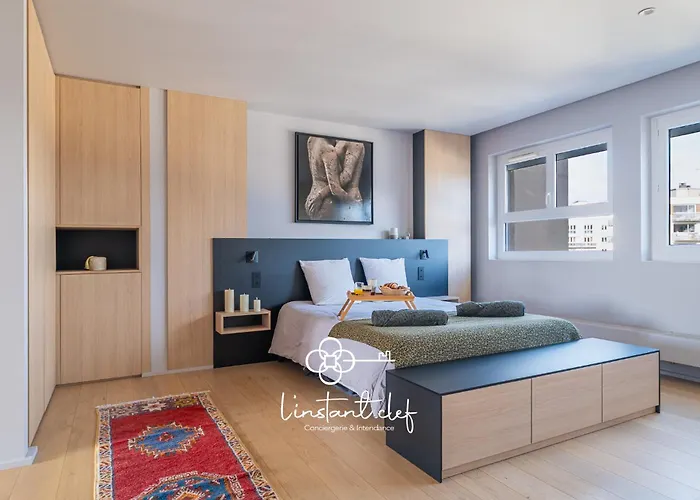 D Exception - Hyper Centre - 3 Suites, Parking & Billard Apartment *