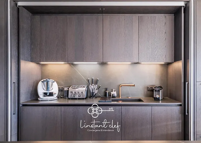 Apartment D Exception - Hyper Centre - 3 Suites, Parking & Billard *